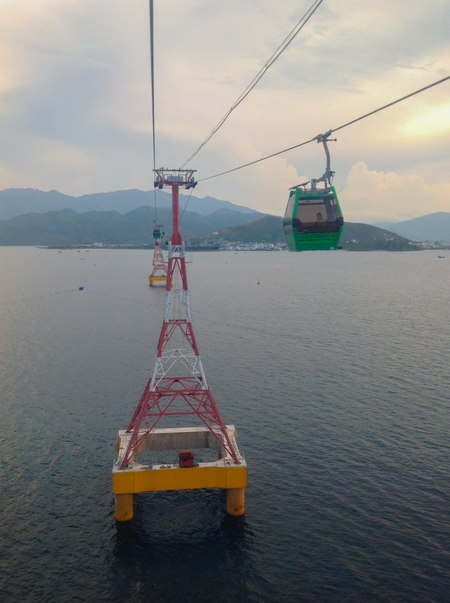 Cáp treo Vinpearl Nha Trang - Blico En